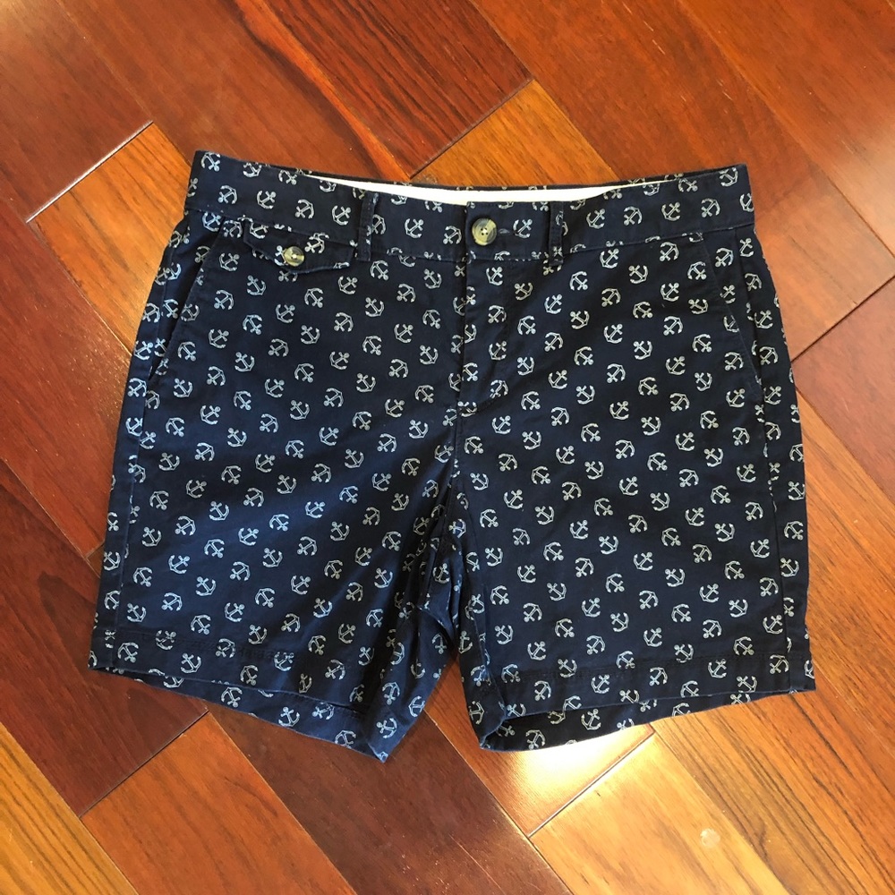 Docker’s navy nautical shorts⚓️